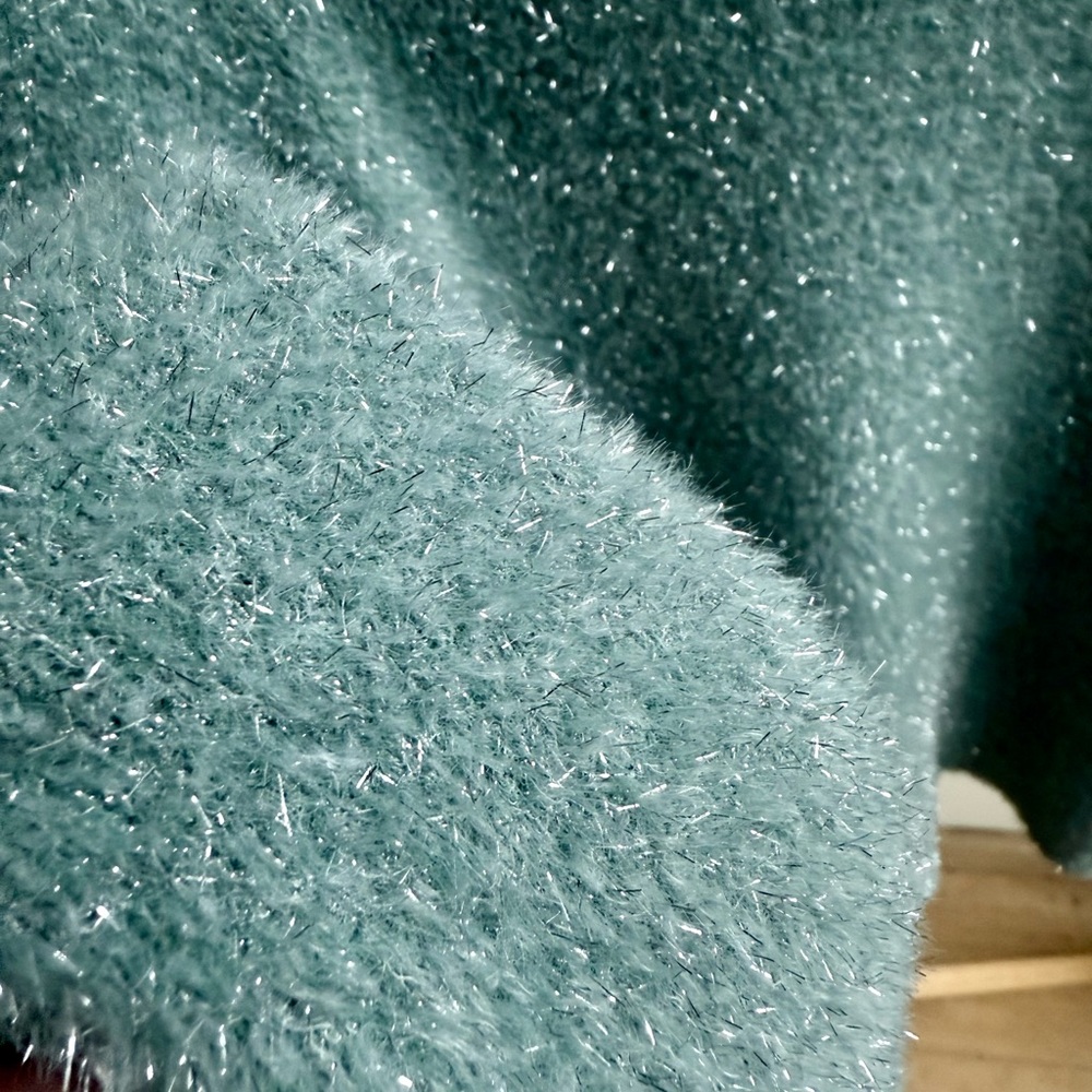 Vince Green Metallic Lurex Sweater - Picture 2 of 3